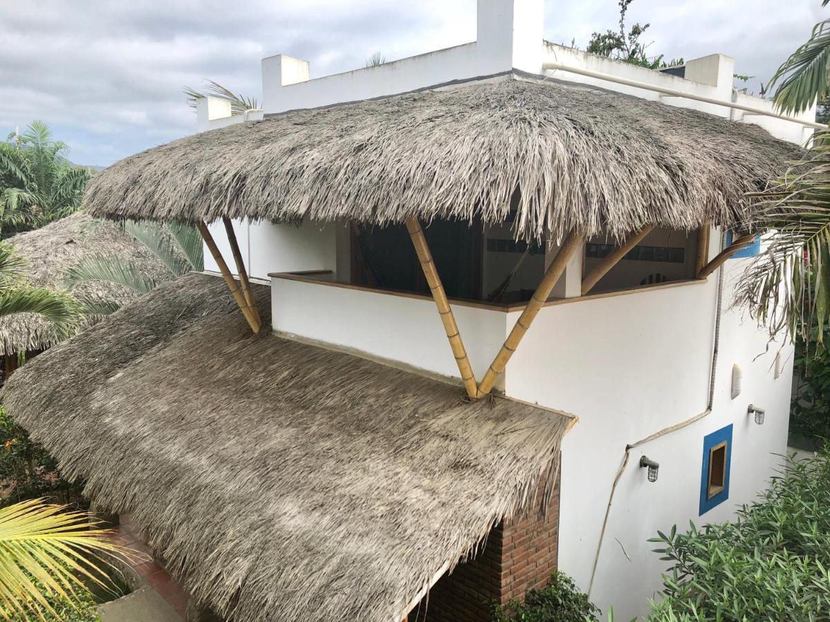 Nautilus Lodge ปูแอร์โตโลเปซ ภายนอก รูปภาพ