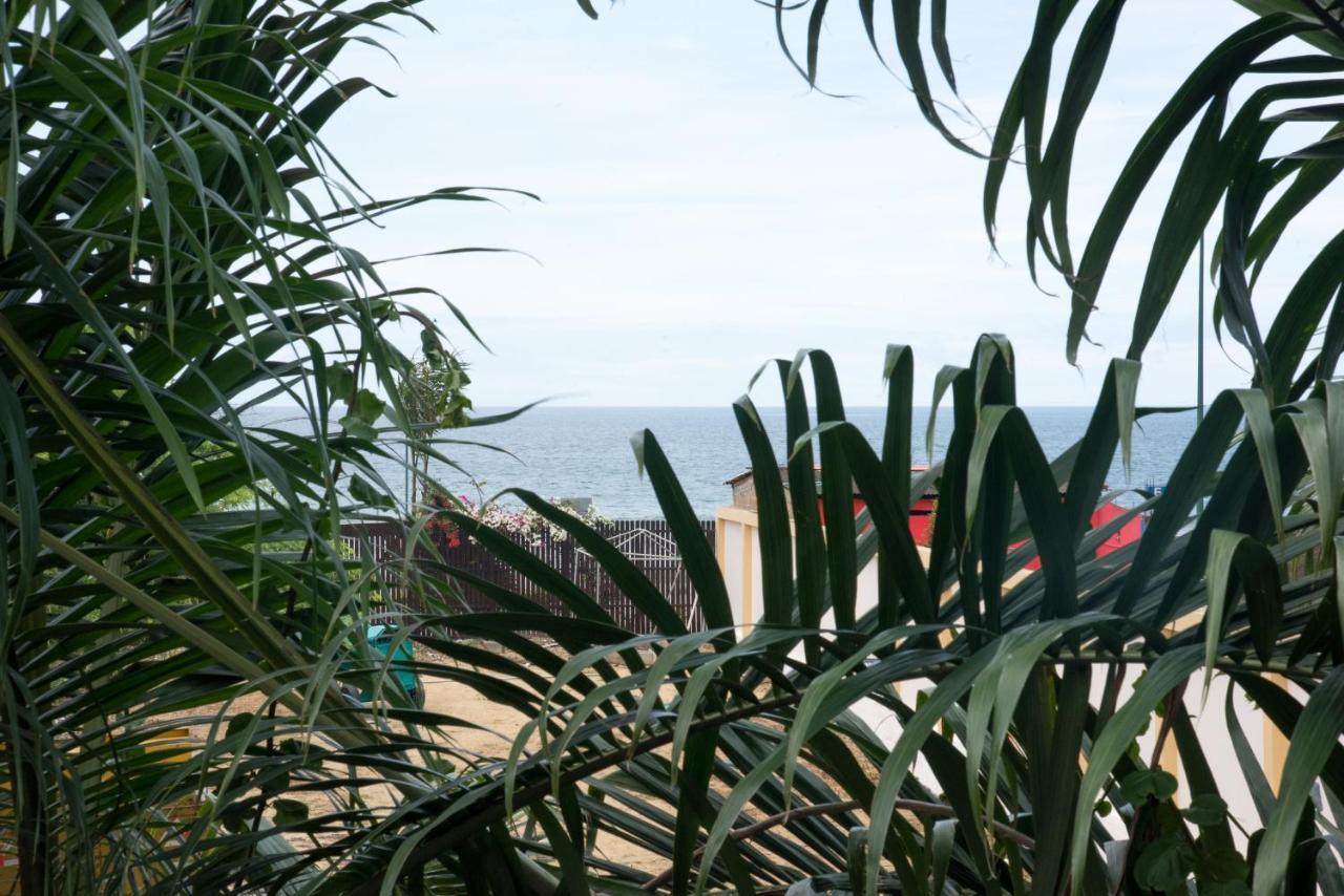 Nautilus Lodge ปูแอร์โตโลเปซ ภายนอก รูปภาพ