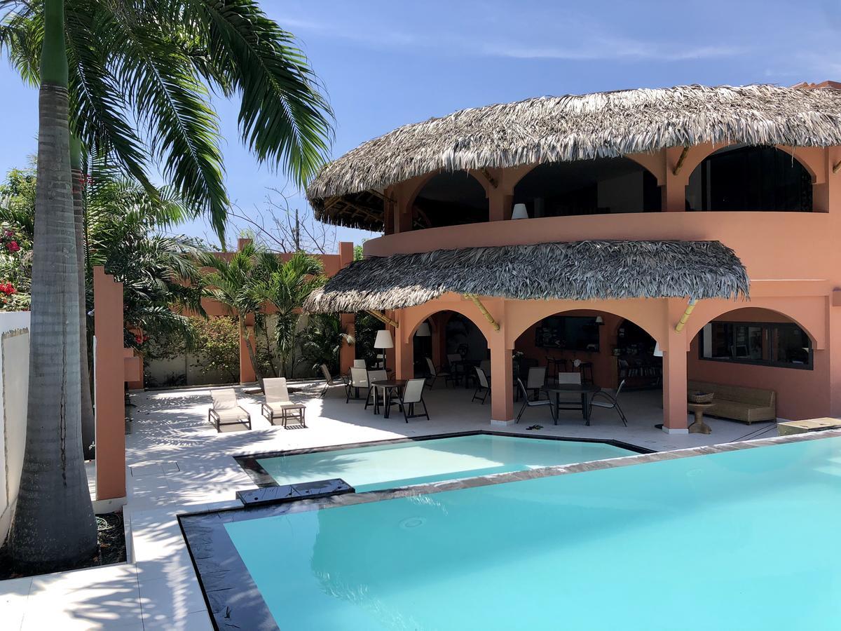 Nautilus Lodge ปูแอร์โตโลเปซ ภายนอก รูปภาพ