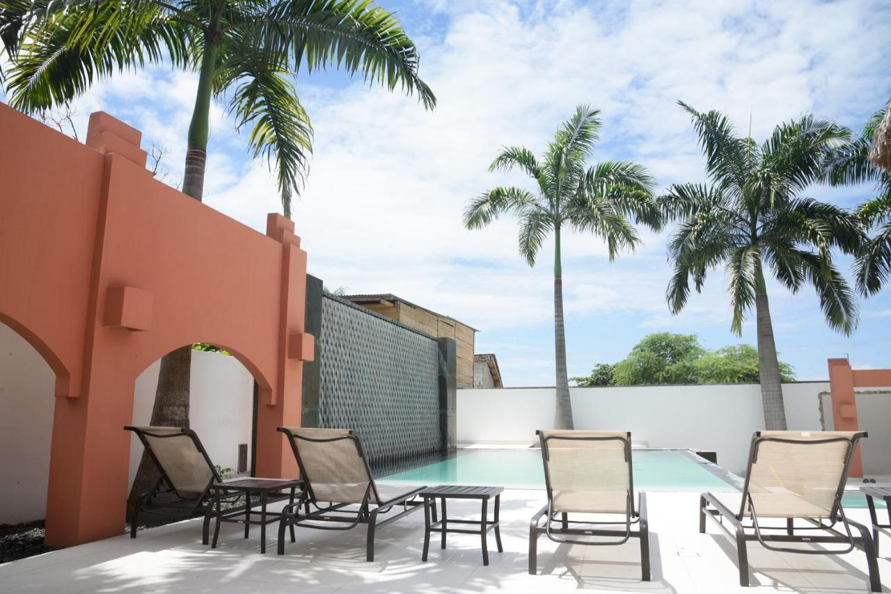 Nautilus Lodge ปูแอร์โตโลเปซ ภายนอก รูปภาพ