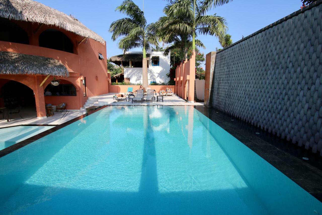 Nautilus Lodge ปูแอร์โตโลเปซ ภายนอก รูปภาพ